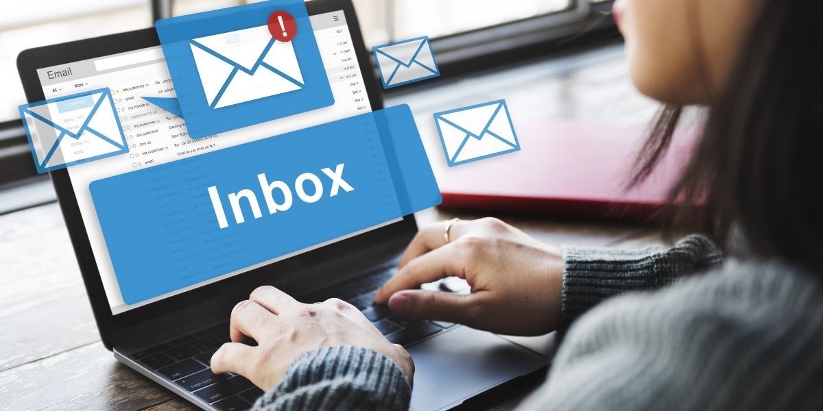 What is a good open rate for email campaigns?